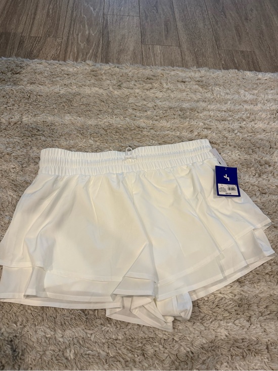 Target Pants - Athletic White Women’s Shorts